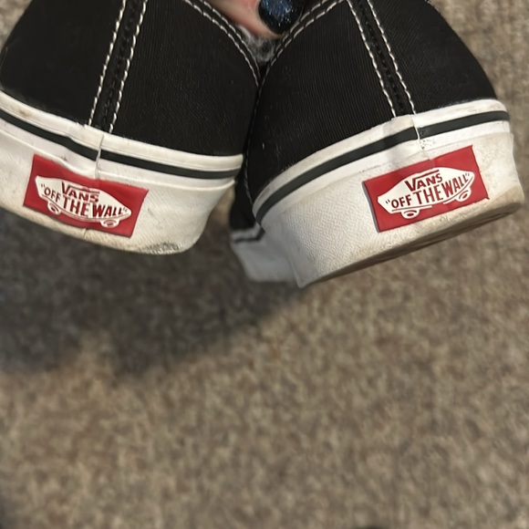 Men’s Vans Authentic Sneakers 
11.5 
Black - Picture 7 of 8